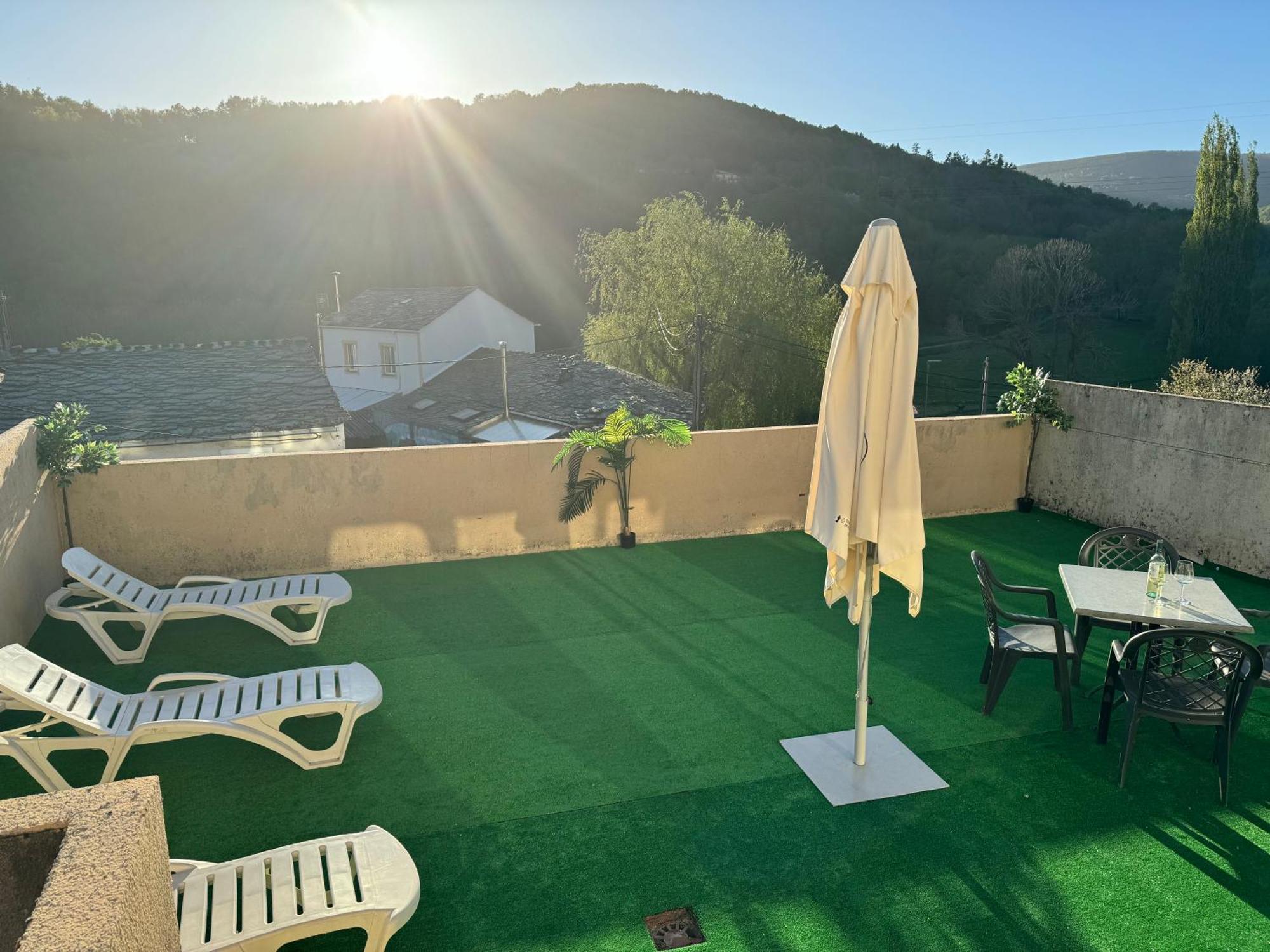 Triacastela Sunset Terrace Apartment Exterior photo
